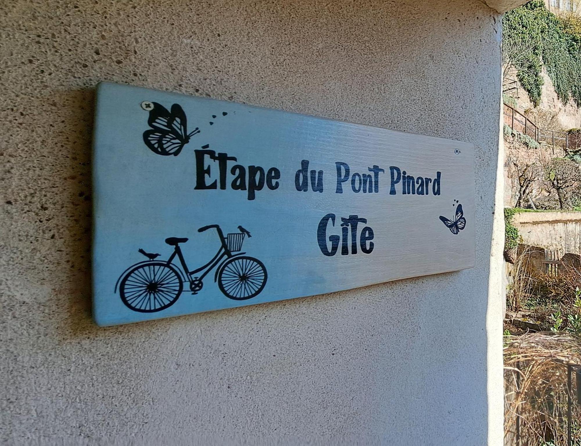 Etape Du Pont Pinard Villa Semur-en-Auxois Exterior photo
